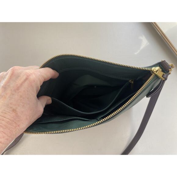 Fossil Crossbody Bag Forest Green Leather Messenger Purse Adjustable Strap - Picture 5 of 15